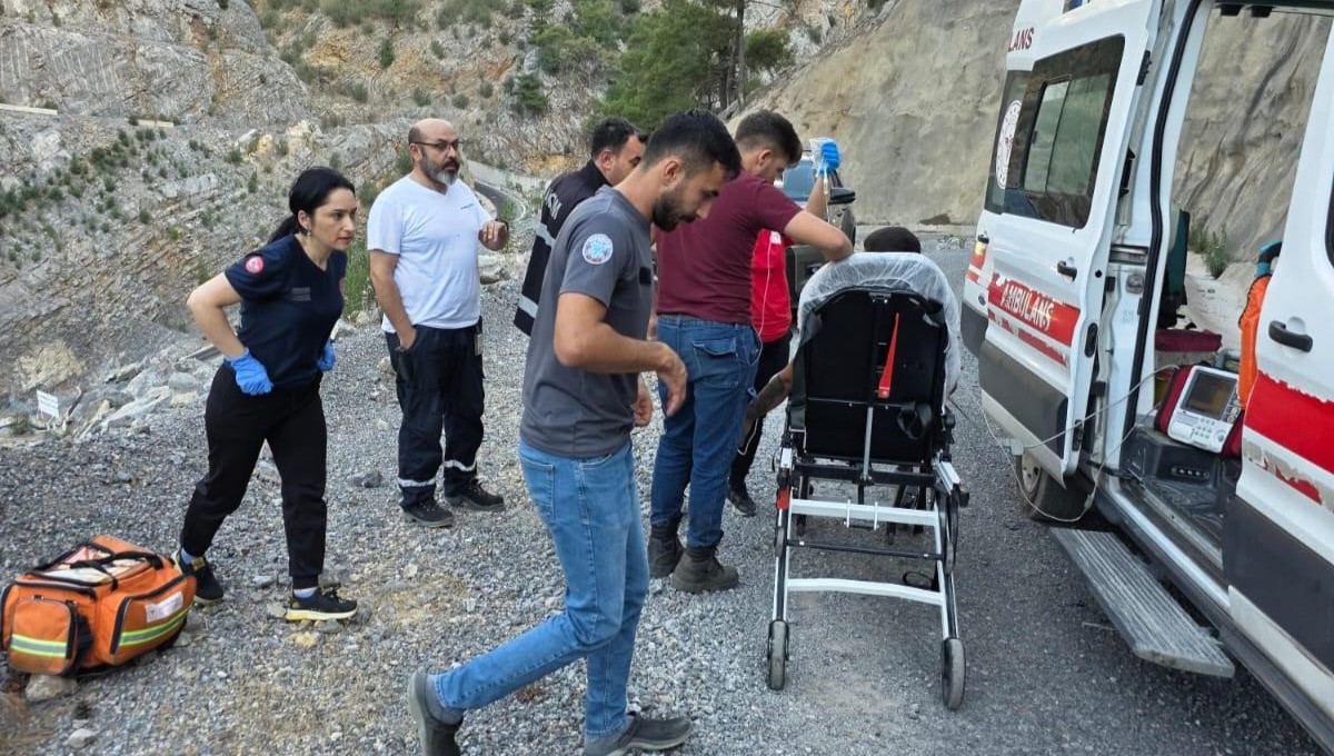Kozan’da Yangın Sırasında Kayıp Orman Işçisi Sağ Salim Bulundu (2)