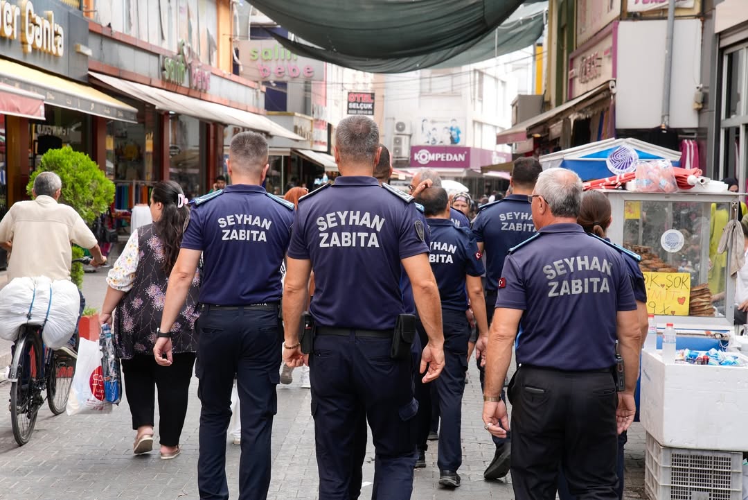 Seyhan'da Zabıta Ekiplerinden Hem Uyarı Hem Takdir (1)