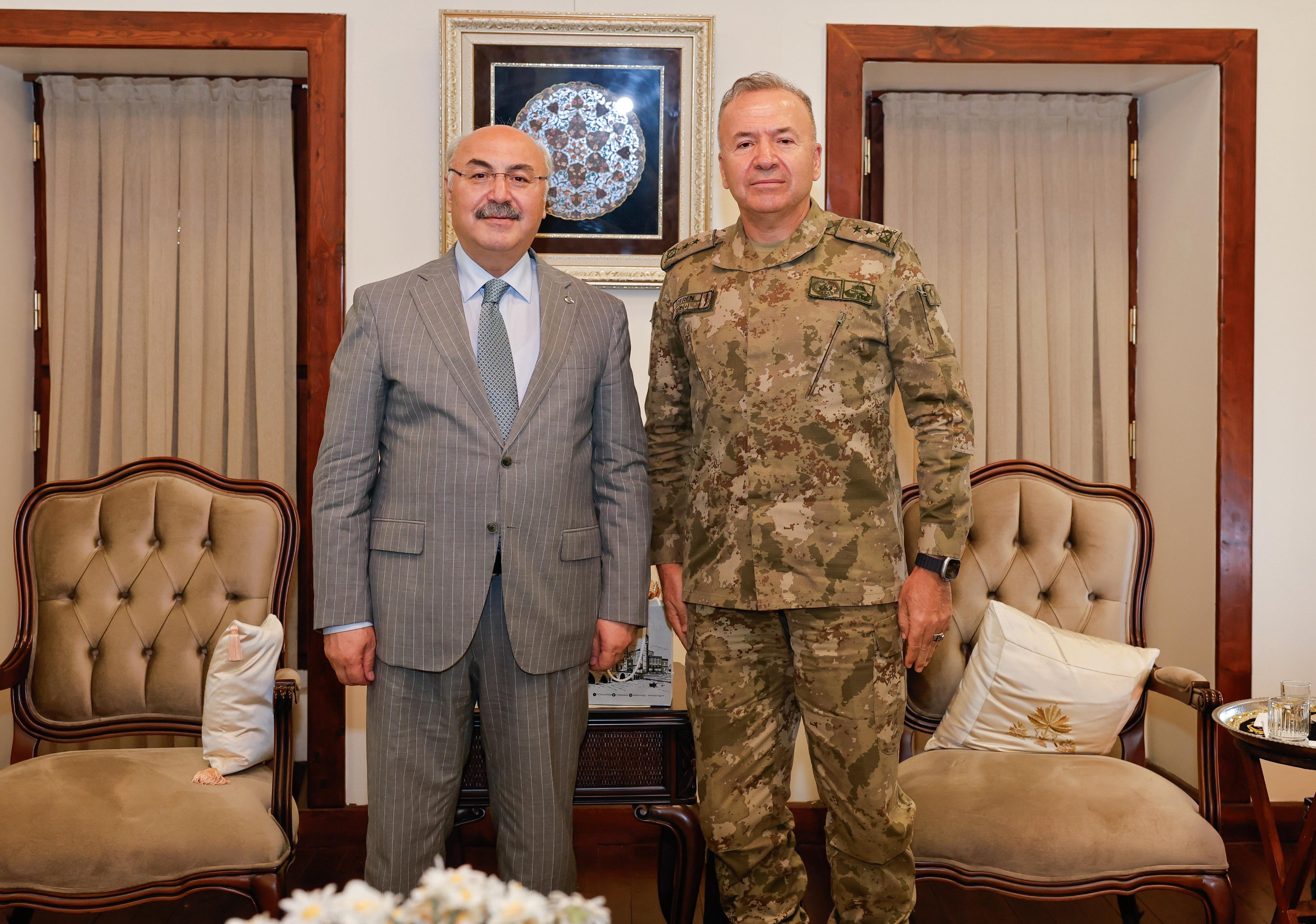 Tümgeneral Mehmet Özeren’e Adana’da Veda Yemeği (2)