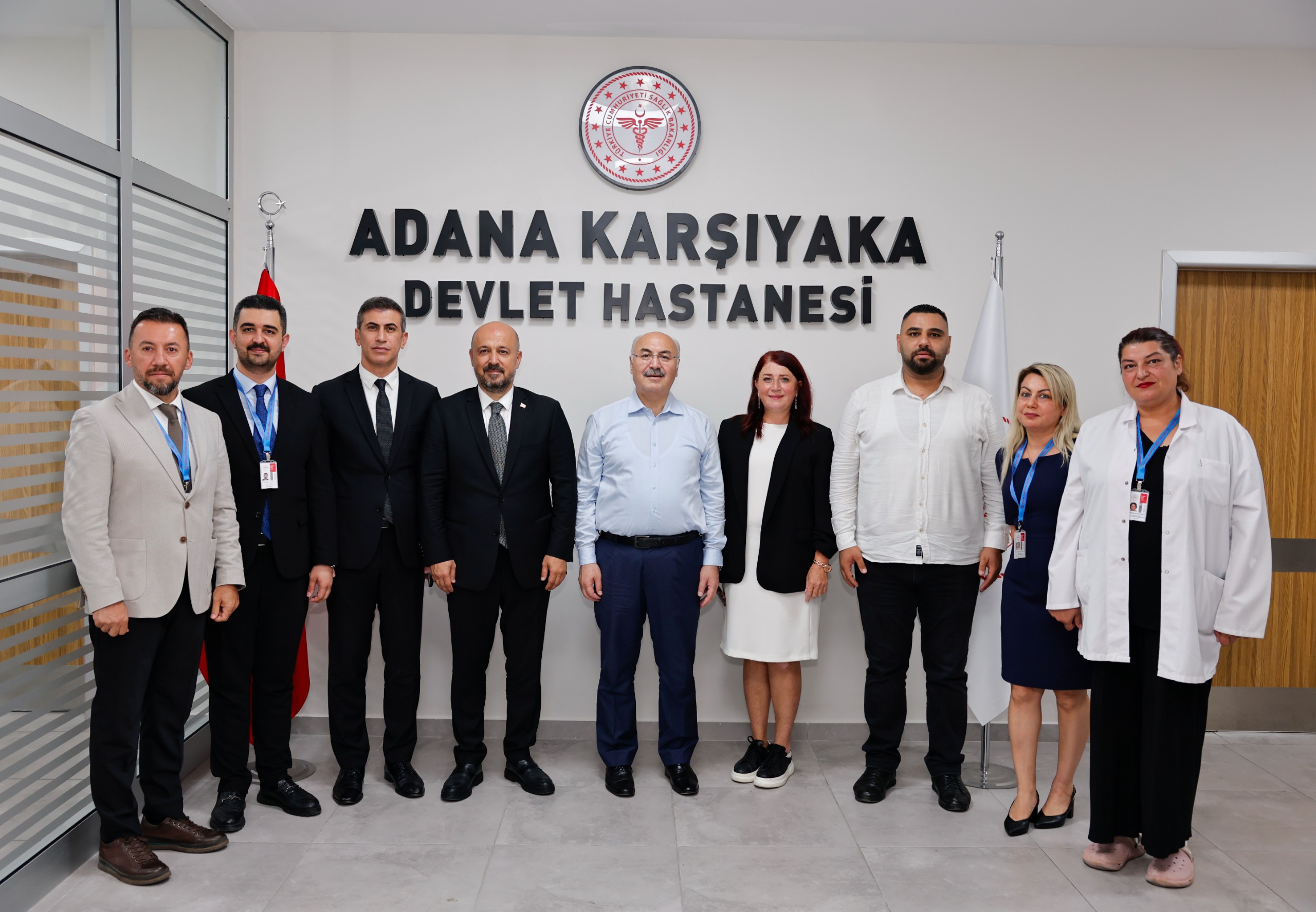 Vali Köşger’den Karşıyaka Devlet Hastanesi Palyatif Bakım Servisine Moral Ziyareti (3)