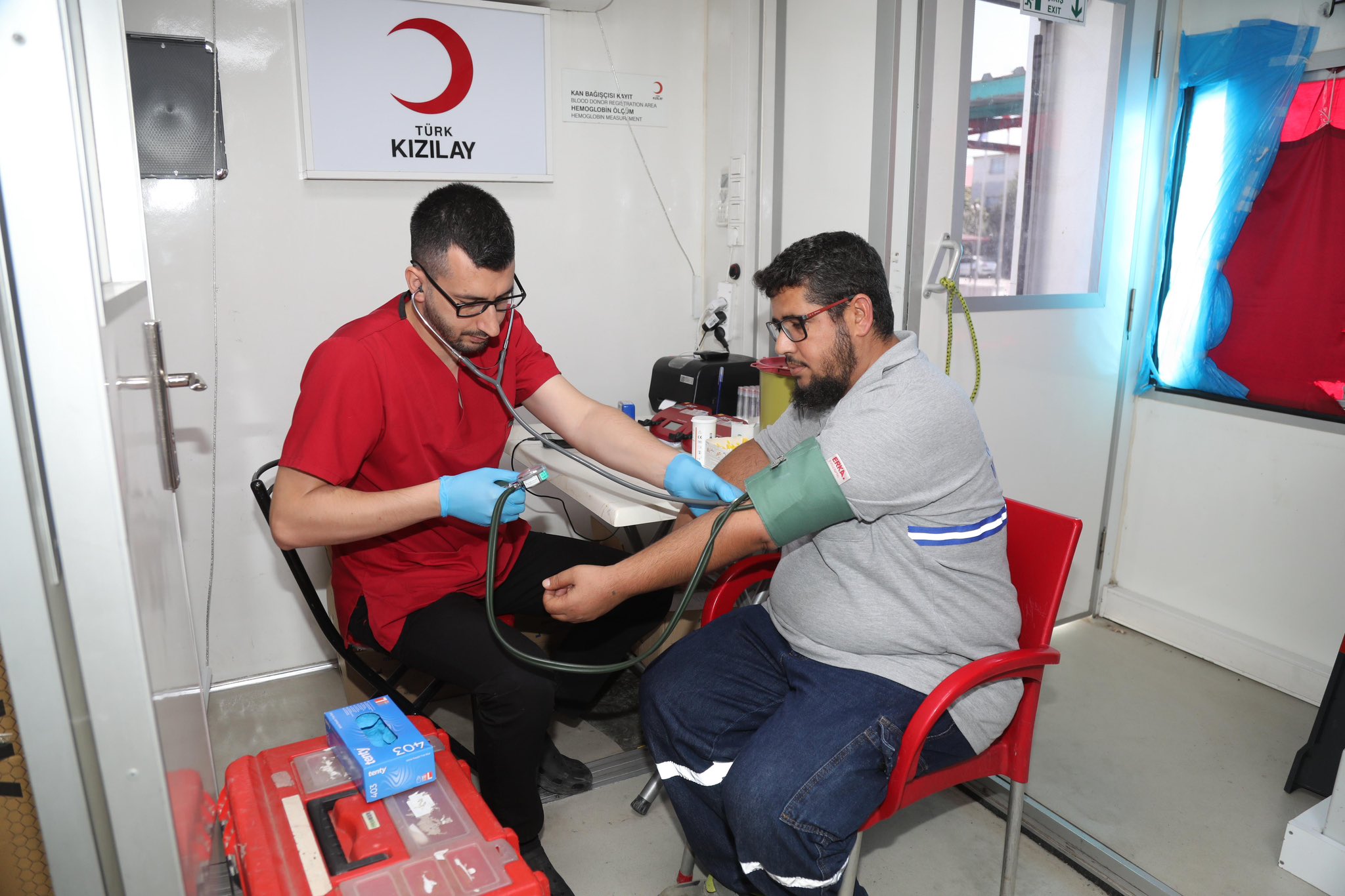 Yüreğir Belediyesi’nden Kızılay’a Destek Bir Damla Kan, Bir Hayat (1)