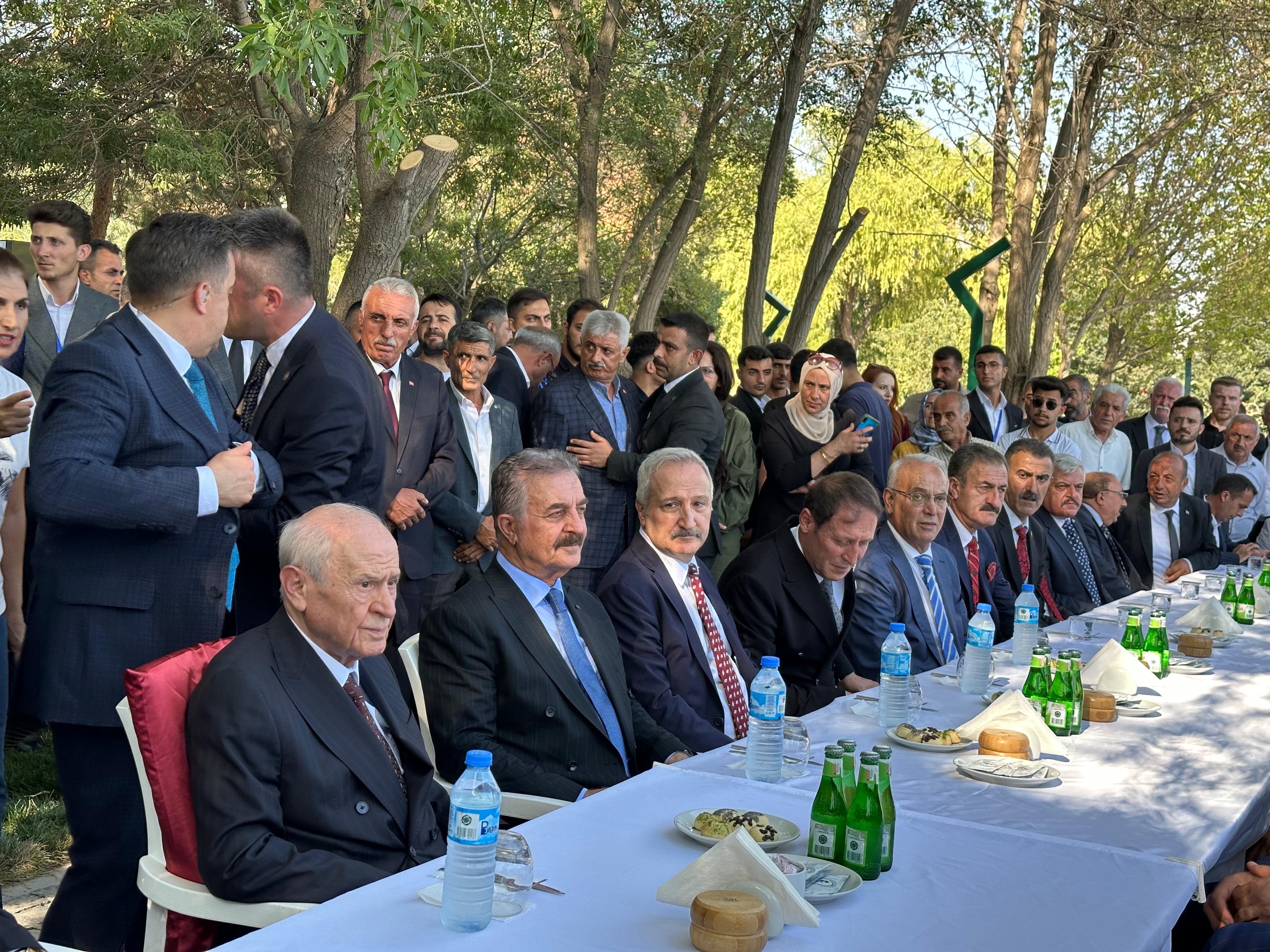 Yusuf Kanlı’dan “Kutlu Mirasa Canımız Pahasına Sahip Çıkacağız” Mesajı (1)