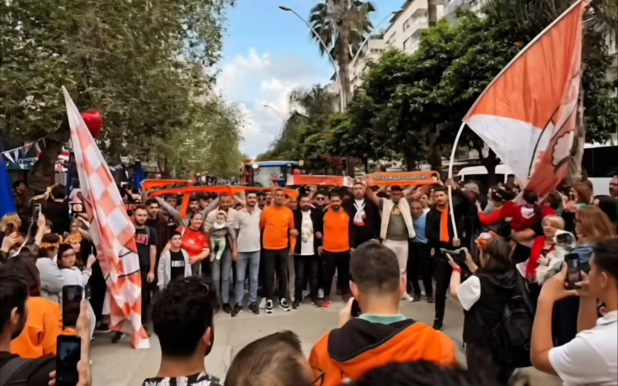 Zeydan Karalar’dan Turbeyler Grubu’na Mektup Dik Durmaya Devam Edeceğiz2