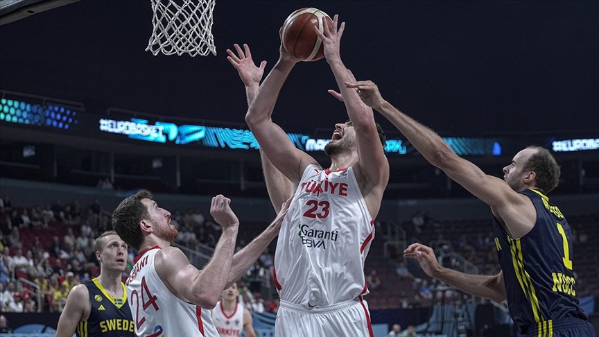 A Milli Erkek Basketbol Takımı Çeyrek Finalde