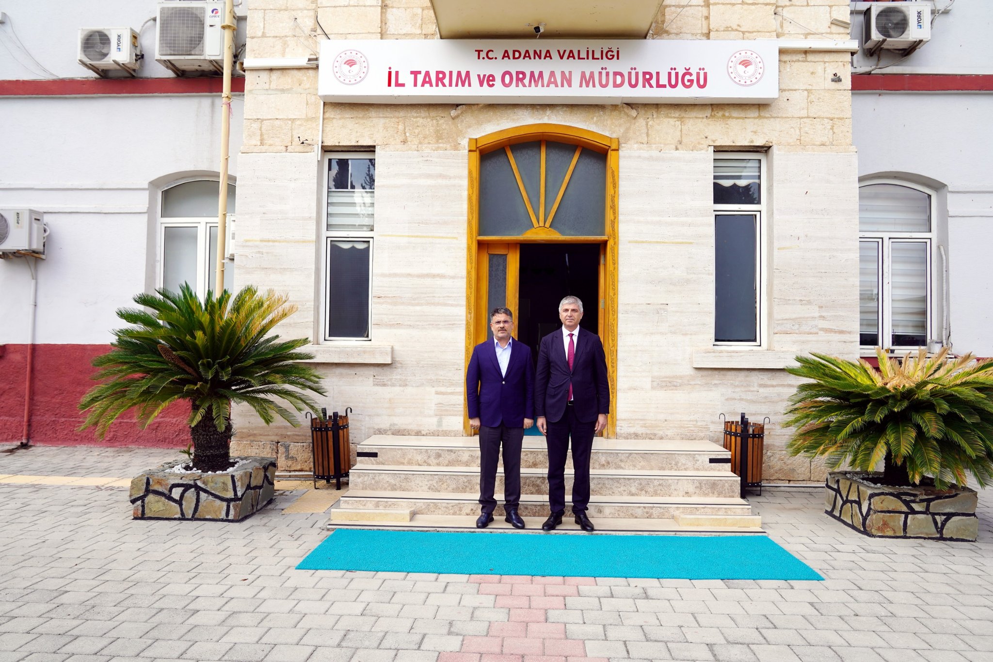 Adana Milletvekilimiz Sayın Faruk Aytek, İl Müdürümüz Atilla Bayazıt'a Ziyarette Bulundu