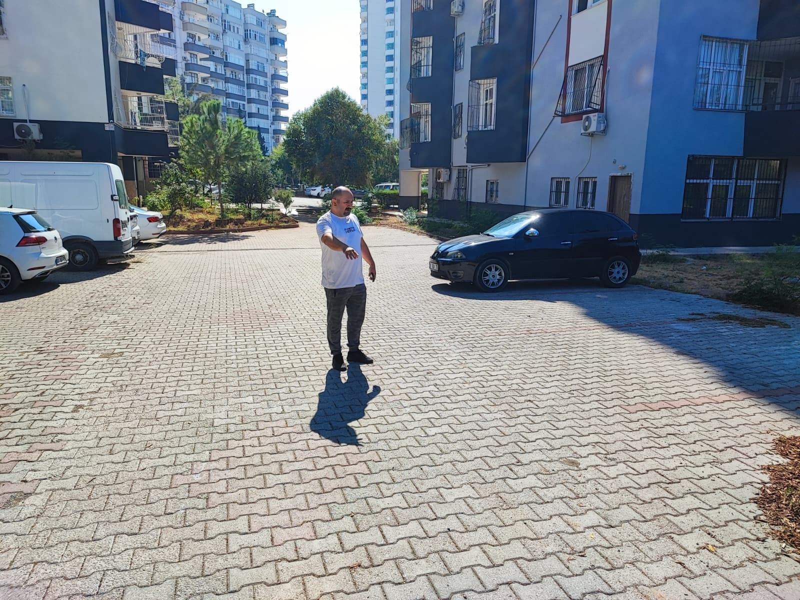 Adana’da 3 Yaşındaki Çocuğu Köpekler Kovaladı (4)
