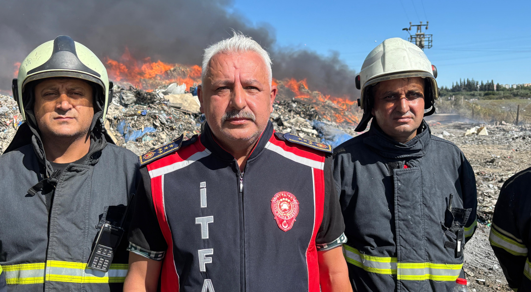 Adana’da Ki Büyük Yangına Havadan Müdahale Başladı (1)