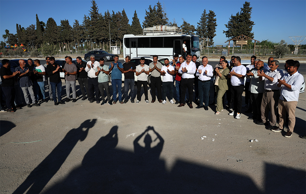 Adana’da Tarım İşçileri İsyanda “Bin Lira Yetmiyor” (1)