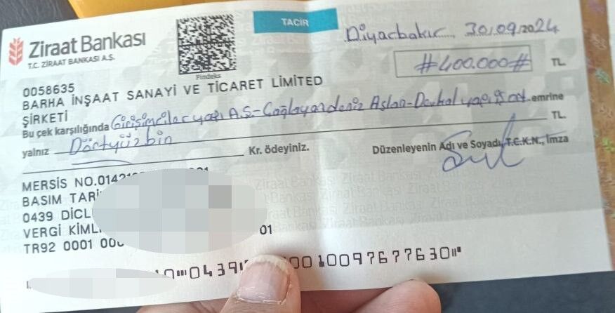 Adanalı Baba Ve Oğulun İsyanı “467 Bin Liralık Çek Karşılıksız Çıktı” (1)