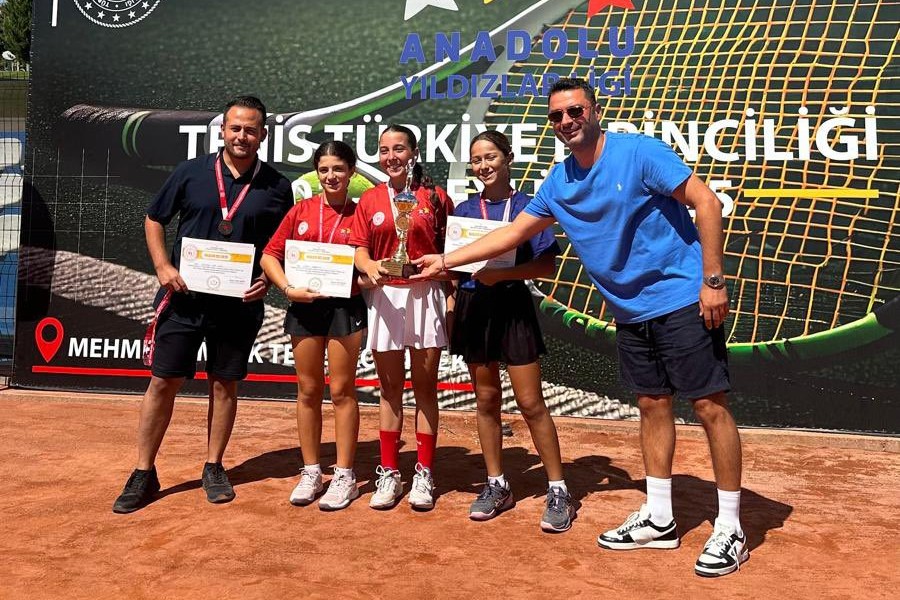 Adanalı Sporcular Tenis Türkiye Şampiyonası’ndan Çifte Madalya Ile Döndüler (1)