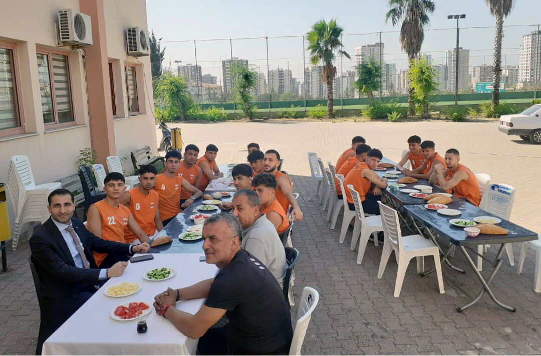 Adanaspor U19, Çiftlikköy Maçı Öncesi Moral Depoladı