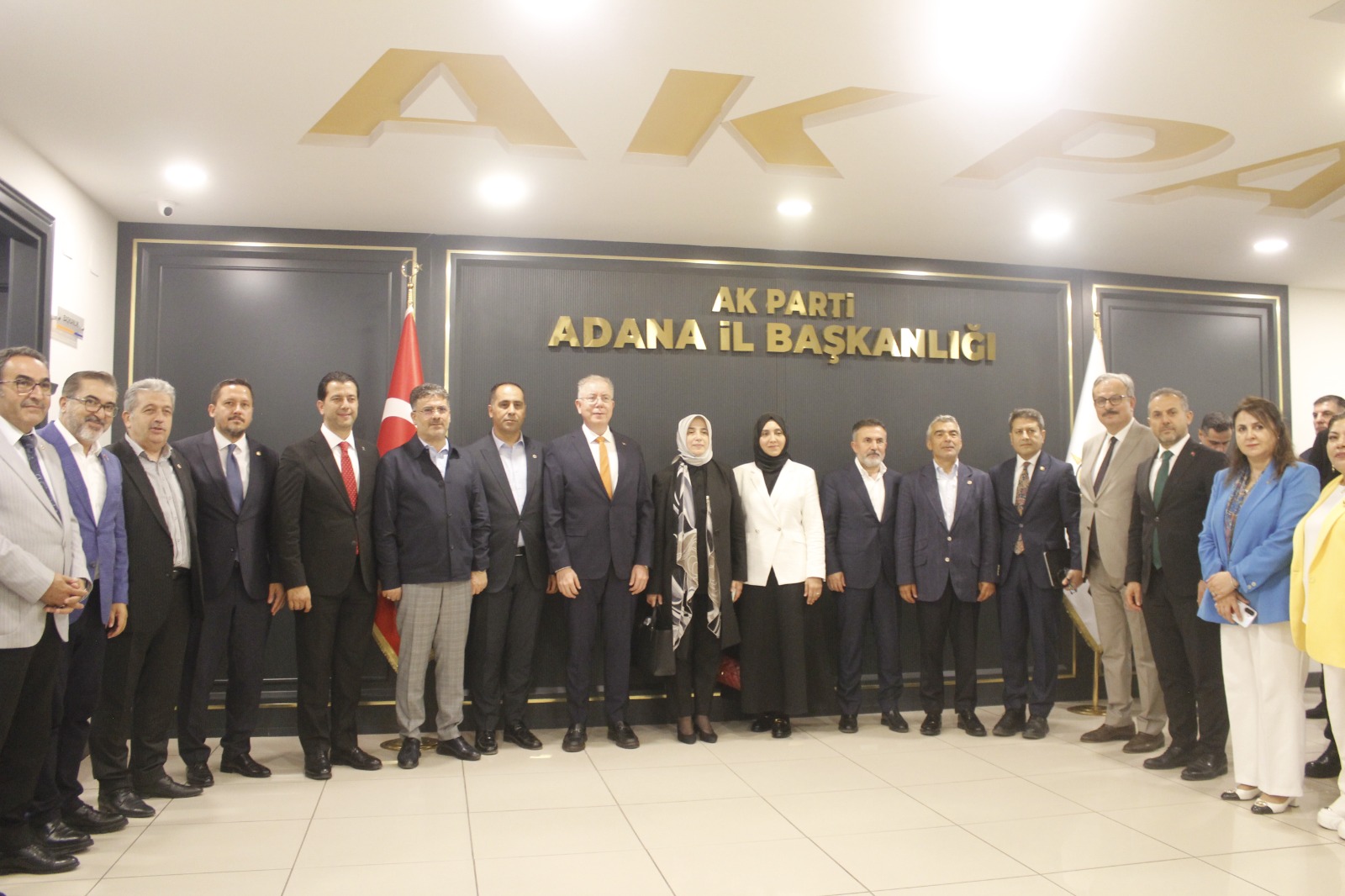 Ak Parti Heyeti Adana’da Türkiye Yüzyılı Buluşmalarında Önemli Mesajlar (2)