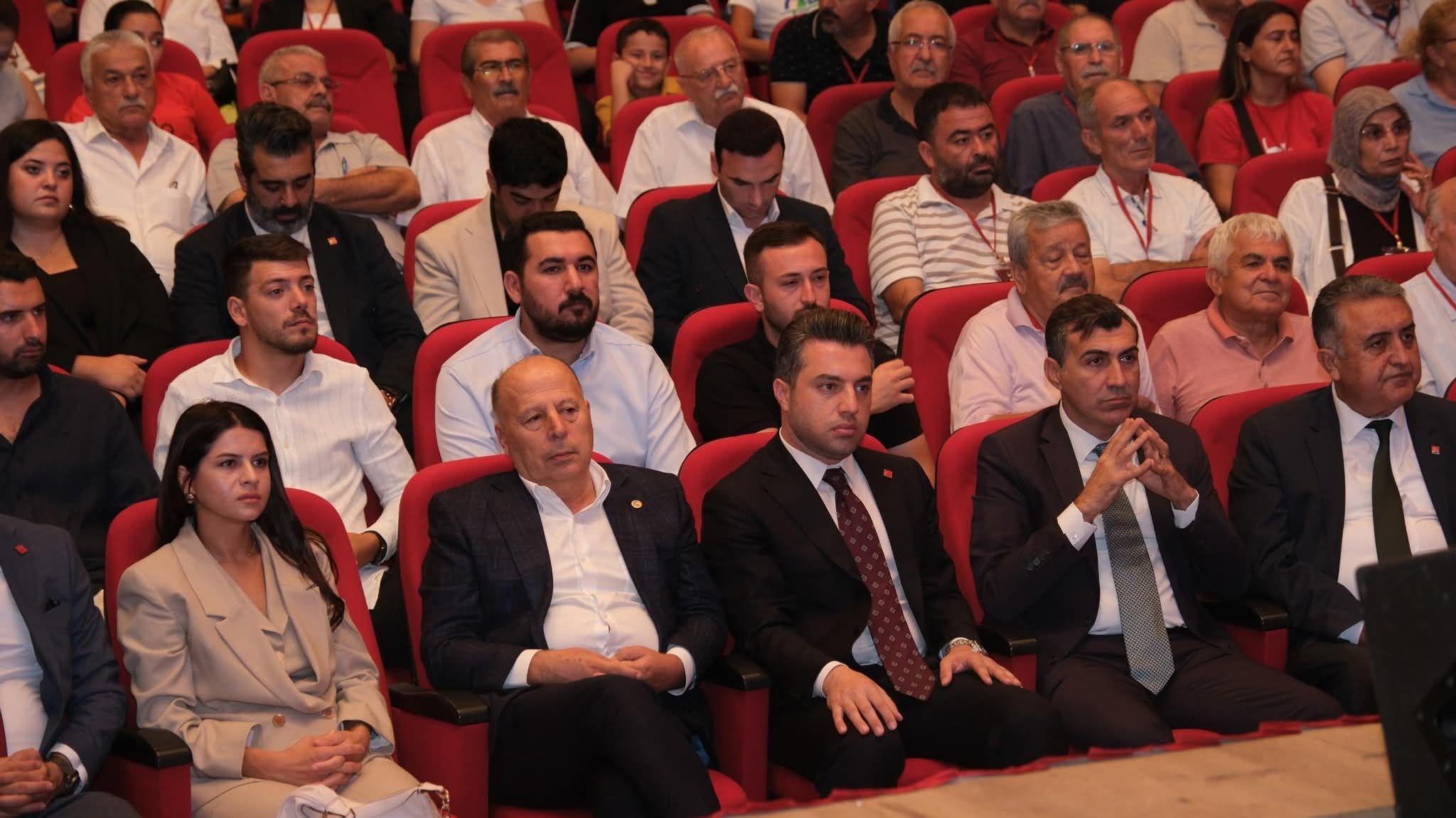 Chp Ceyhan İlçe Kongresinde Caner Aydar Güven Tazeledi3