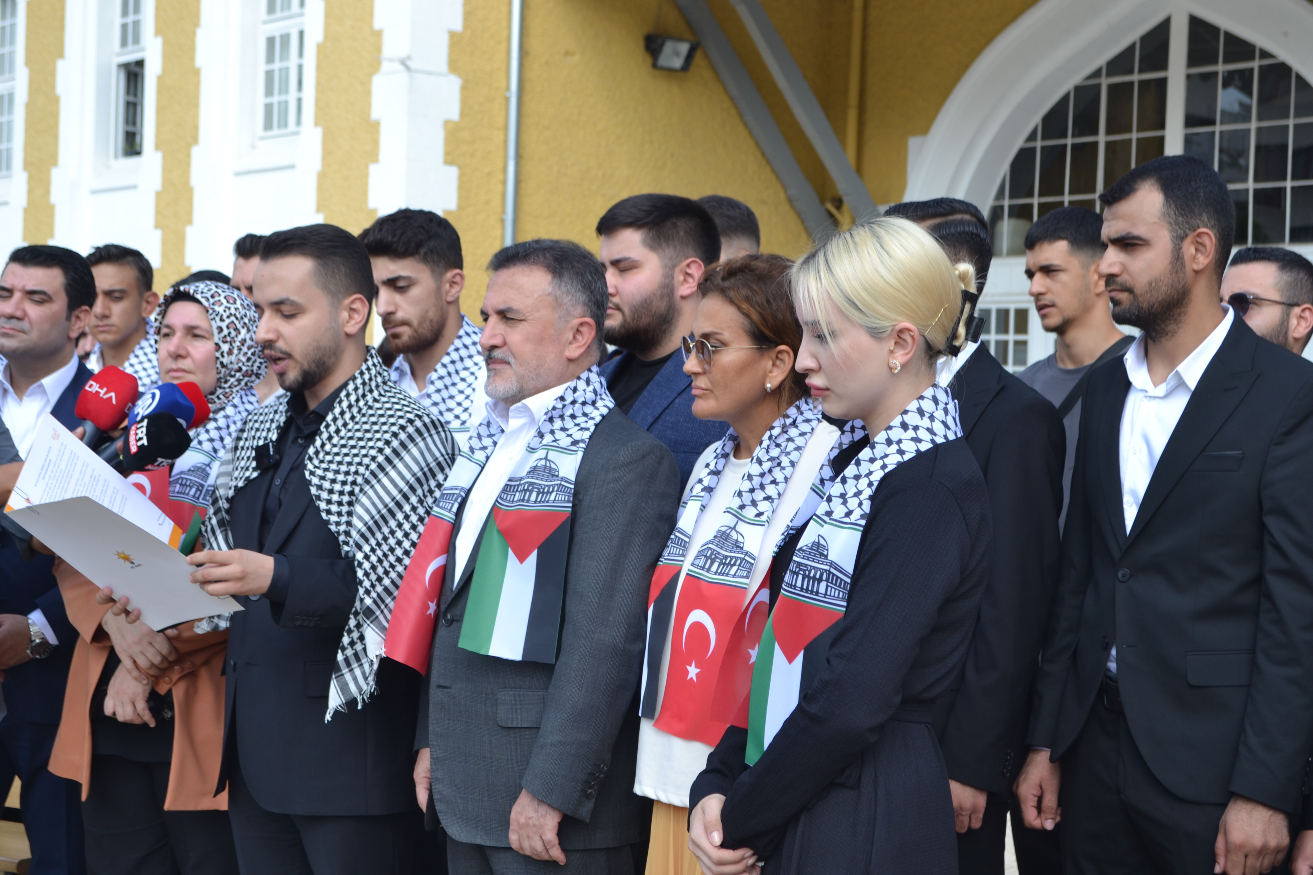 Defterler Açılmadı, Kalemler Yazmadı Adana’da Gazze’ye Vicdan Çağrısı (3)