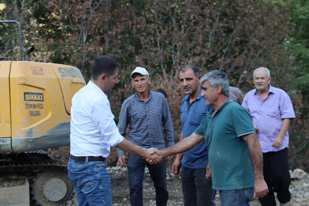 Feke’de Yürek Isıtan Dayanışma Temel Kazıldı (2)-1
