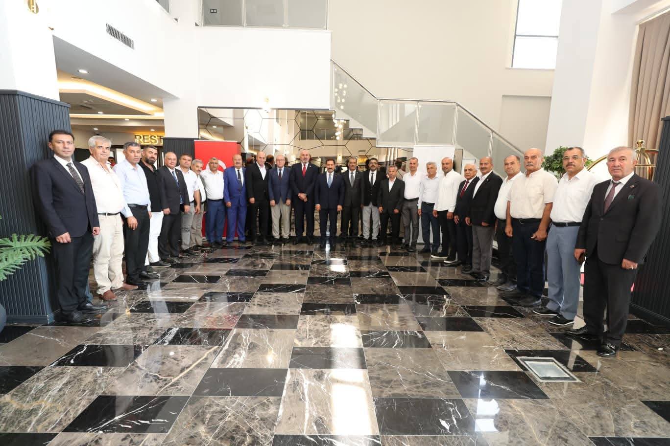 Hatay Valisi, Muhtarlarla Dayanışma Toplantısı Gerçekleştirdi (2)