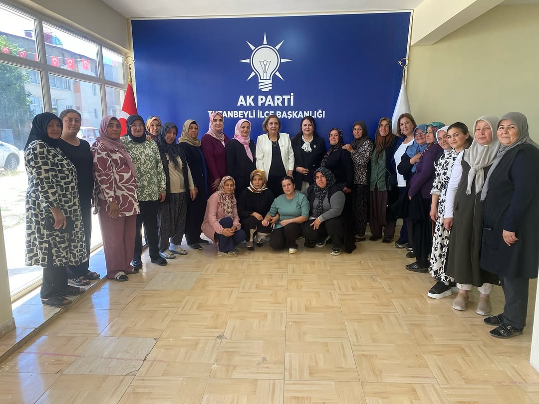 Kadın Kollarından Tufanbeyli Çıkarması Kadınların Emeğine Destek (1)