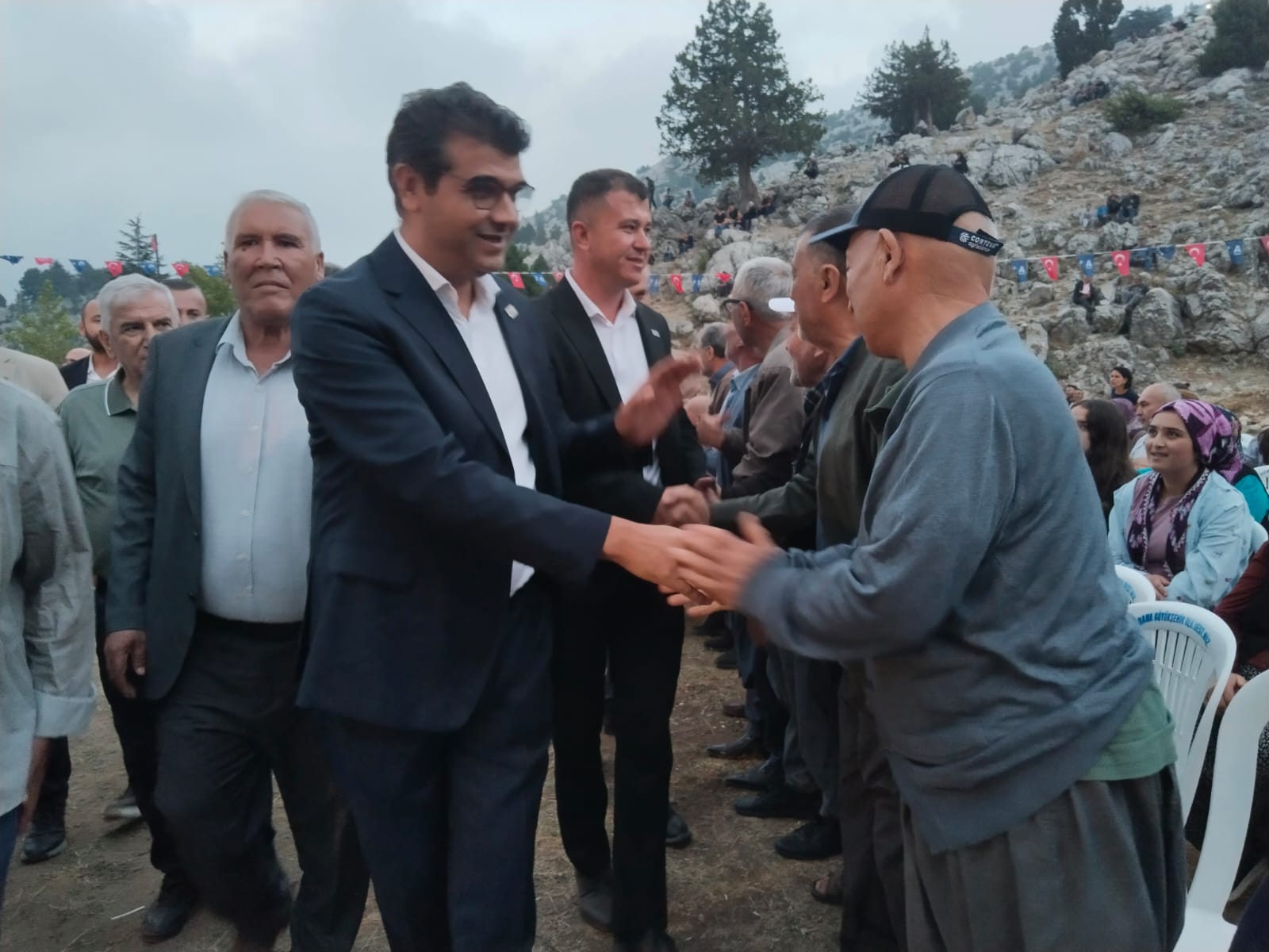 Kızıldağ’da Coşku Dolu Gece 5 Bin Vatandaş Birlik Konserinde Buluştu (1)