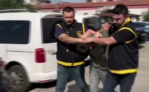 Lise Öğrencisinin Telefonunu Kapkaçla Çaldı, Yakalanıp Tutuklandı (1)-1