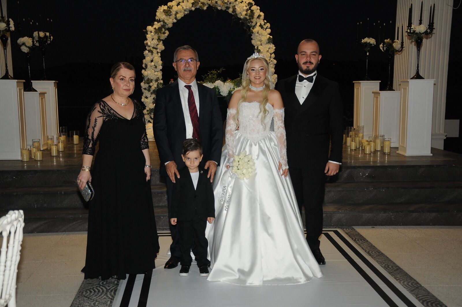 Siyaset Ve Sendikası Dünyası Oğuzhan Ve Dilara'nın Düğününde Buluştu (2)
