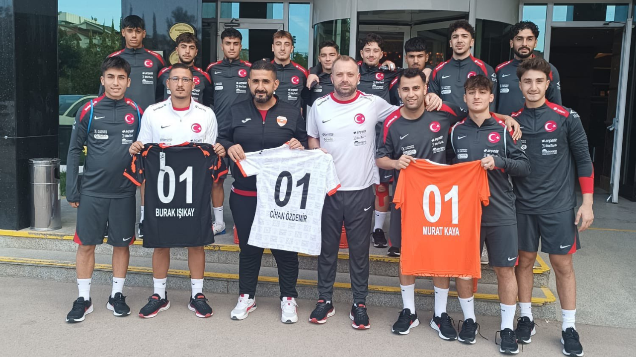 Turbeyler Grubu’ndan Milli Futbolcu Burhan Tüzün’e Destek 2