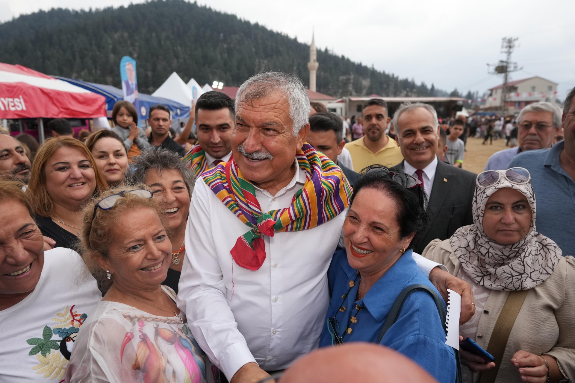 Tutuklu Başkan Zeydan Karalar, Türkiye Gündeminde Ki Isim Oldu! (1)