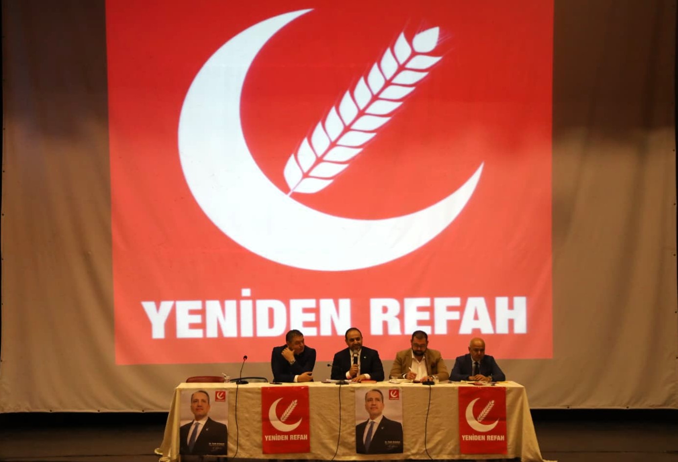 Yeniden Refah’tan Adana’da Gövde Gösterisi “İlk Seçimde İktidarız” (1)