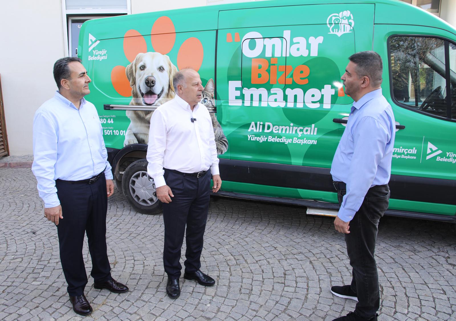 Yüreğir Belediyesi’nden Can Dostlara Yeni Araç (1)