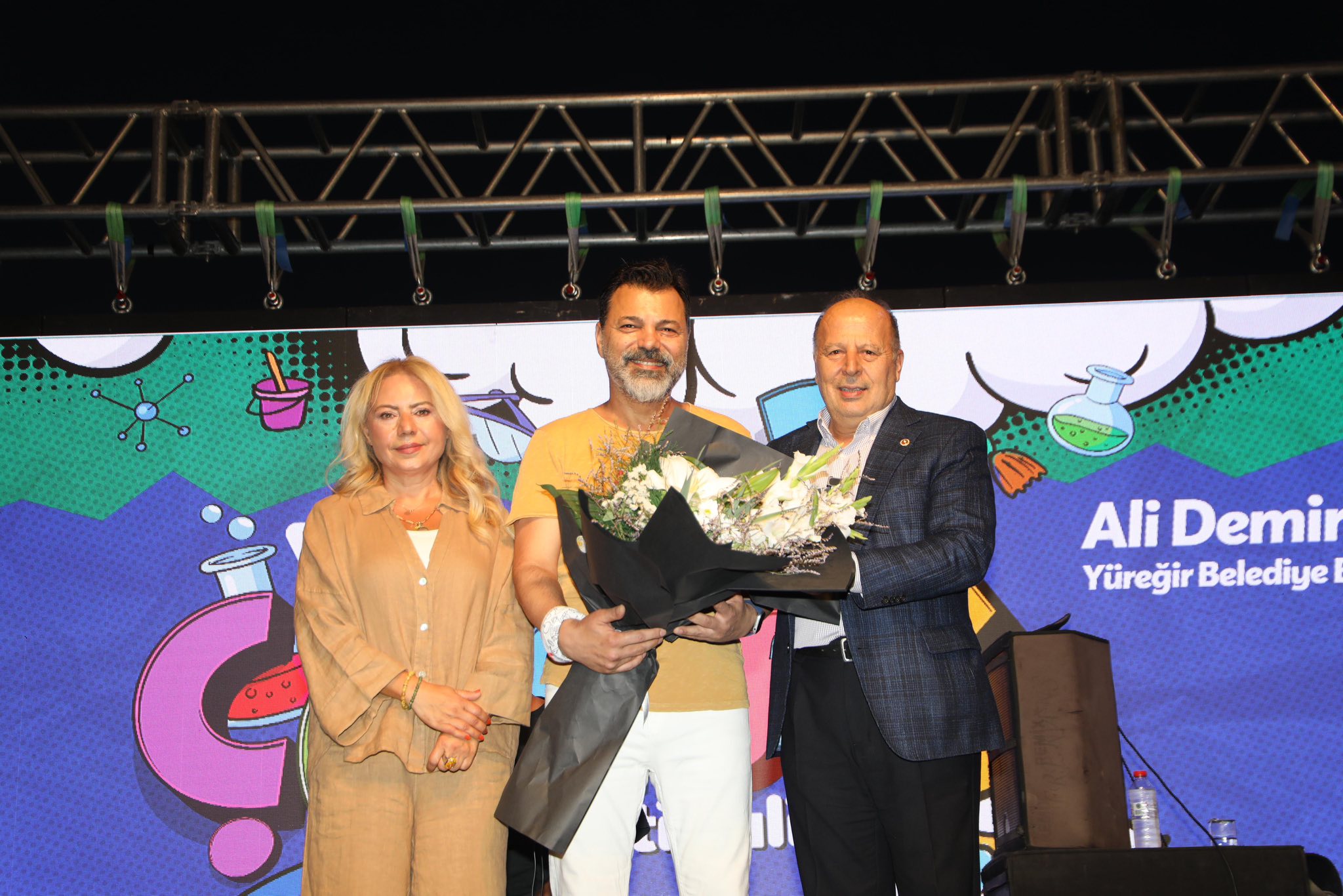Yüreğir Çocuk Festivali Renkli Görüntülere Sahne Oldu! (4)