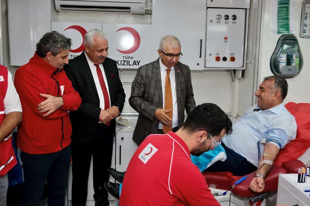 Adana İtfaiyesinden Kızılay’a Kan Bağışı Desteği (1)
