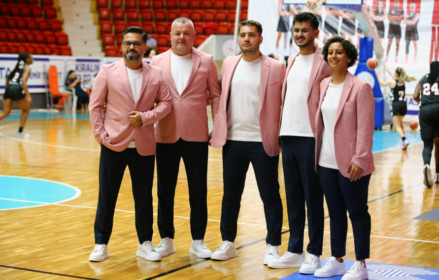 Adana Nova Basketbol’dan Pembe Ceketli Farkındalık (3)