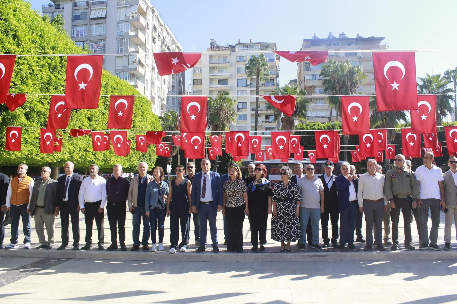 Adana’da 17 Ekim Coşkusu Astsubaylar Günü Gururla Kutlandı (1)