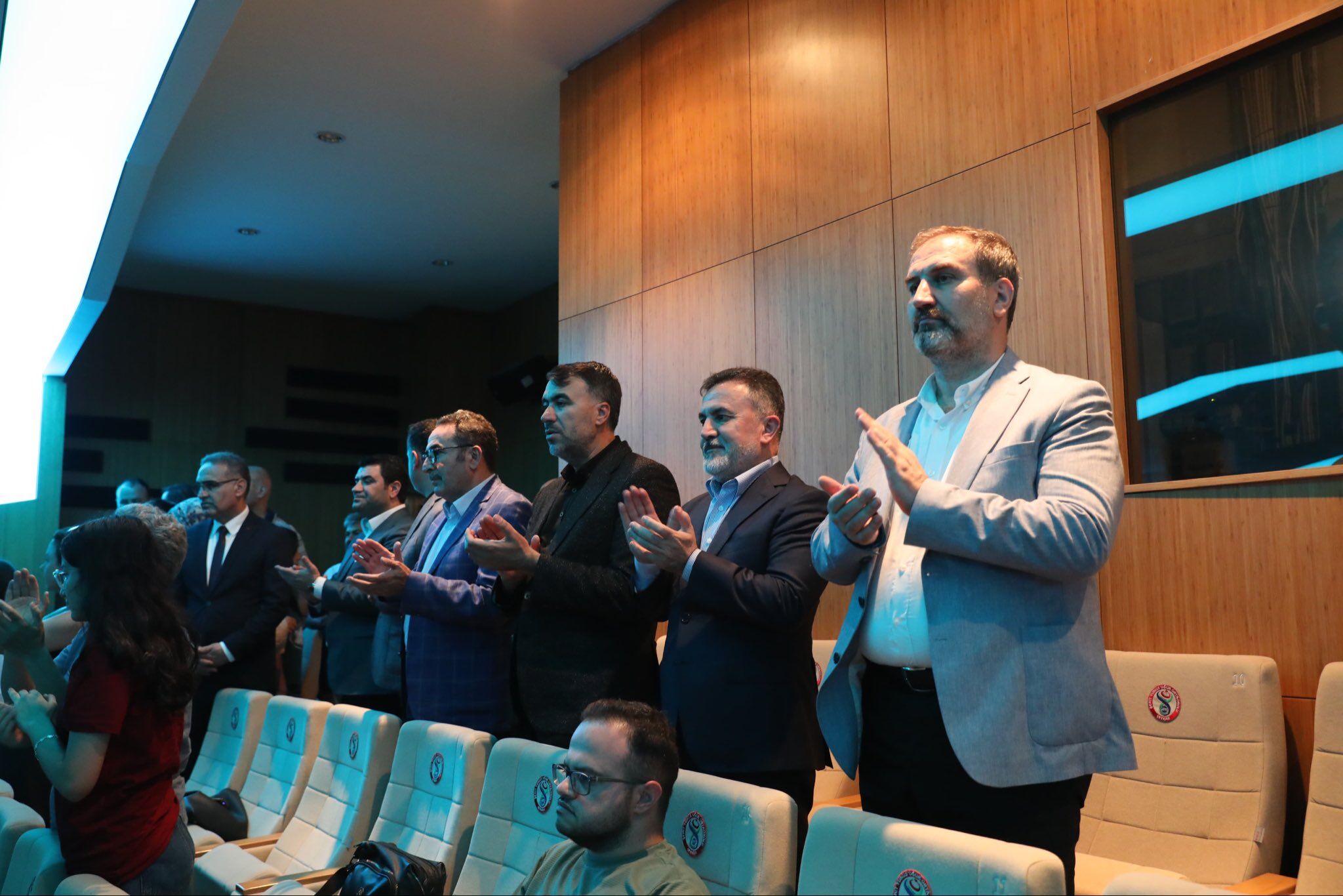 Adana’da “Kim Var” Sanat Etkinliği Büyük İlgi Gördü (3)