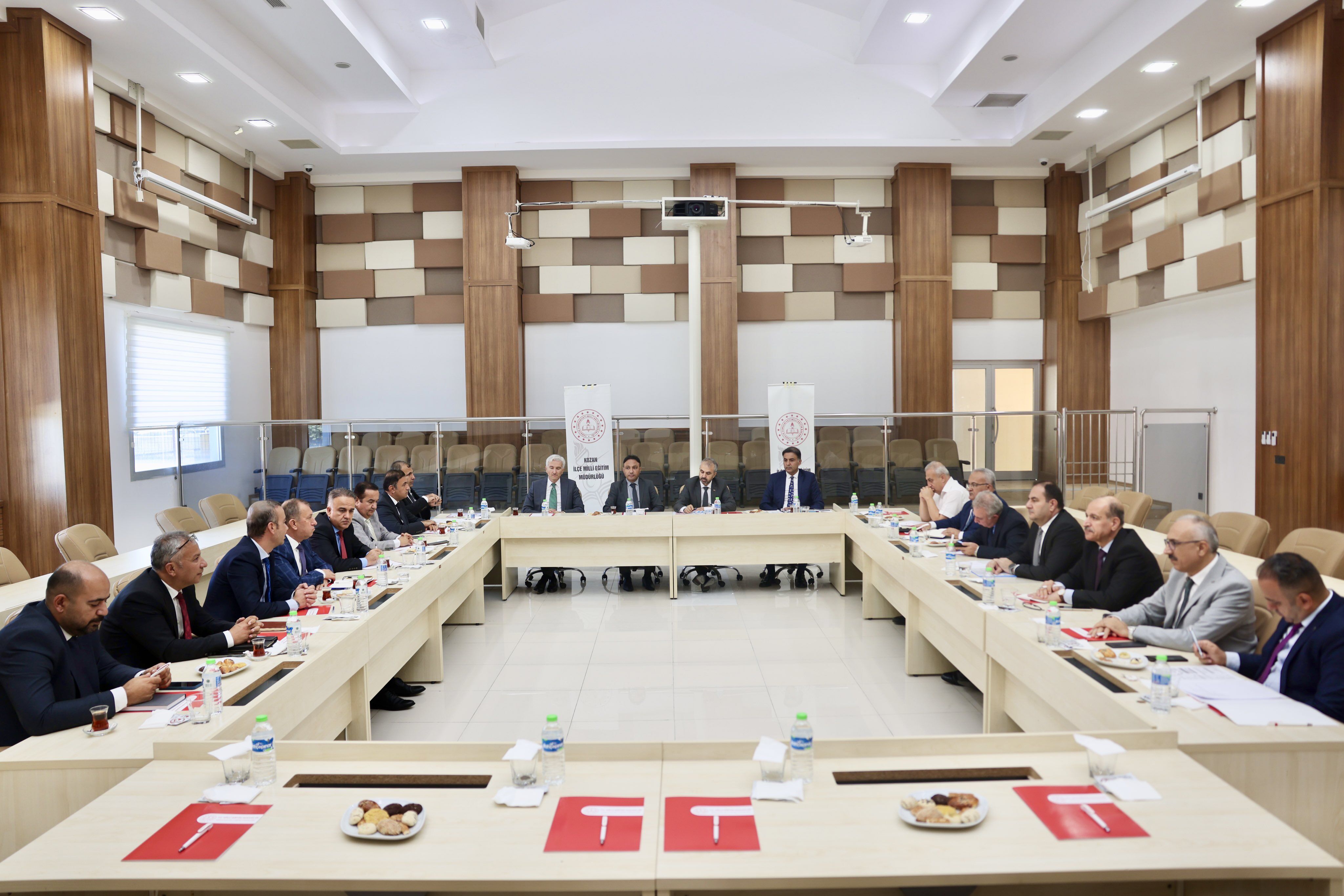 Adana’da Kritik Eğitim Toplantısı! İşte Görüşülen Konular 2