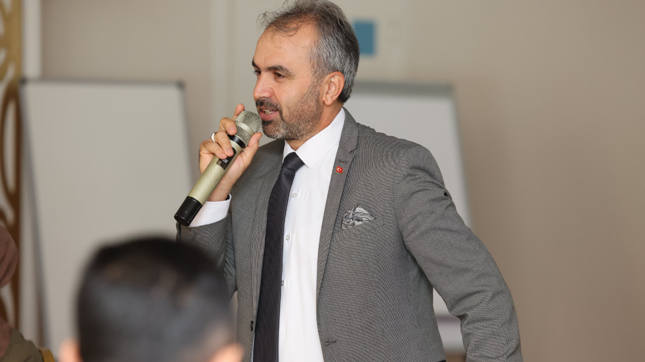 Adana’da Yabancı Öğrencilere Yönelik Seminer Düzenlendi