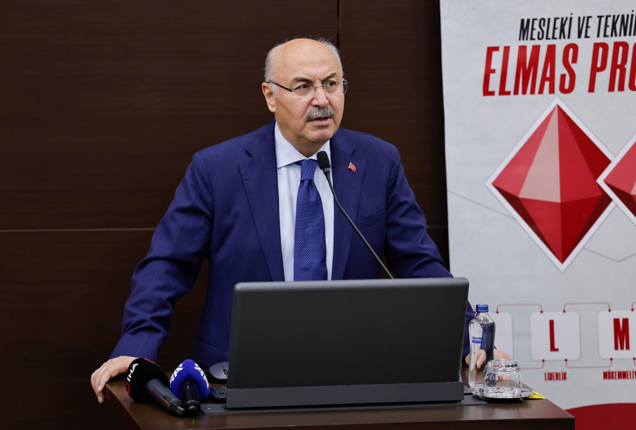 Adaso’da Savunma Sanayi Buluşmaları “Yüksek Teknoloji Yarışından Kopmamalıyız” (3)