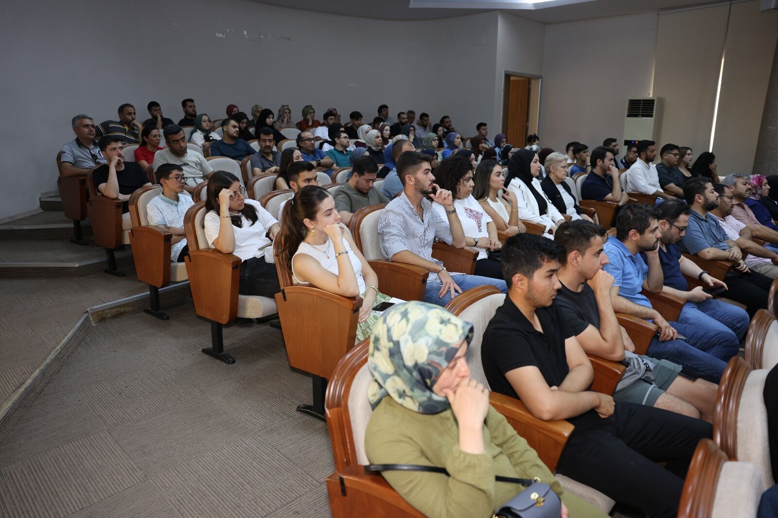 Çü’de İlk Ders “Gazze’de İnsanlık Dramı” (1)