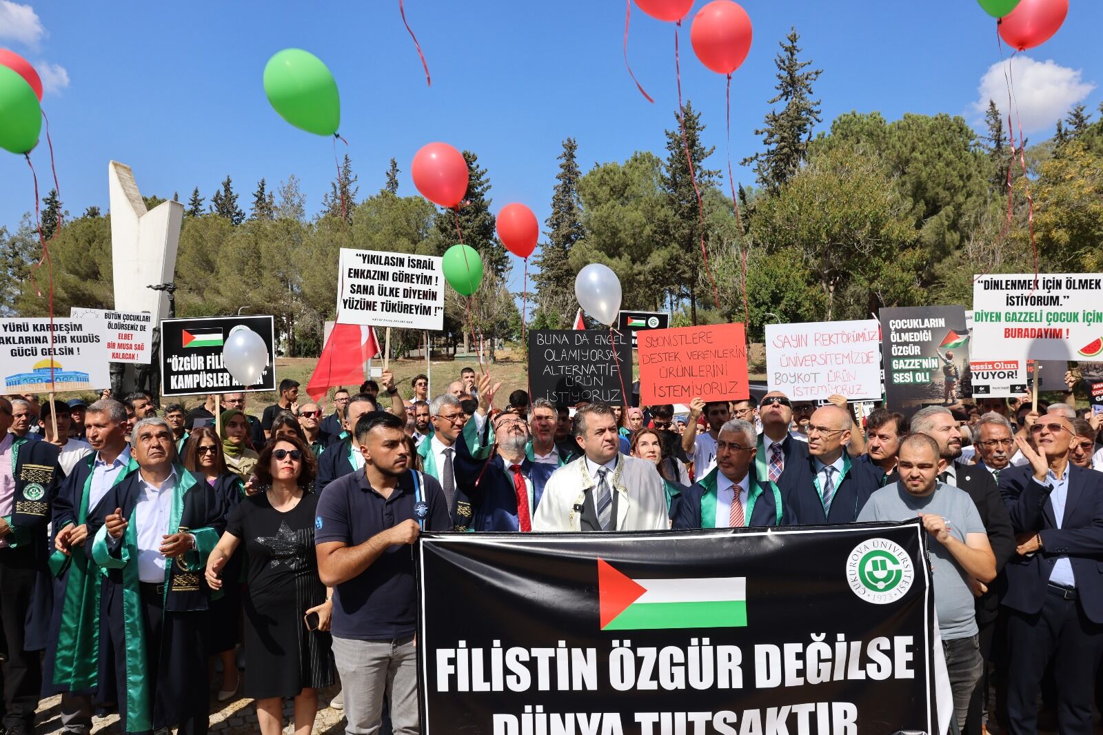 Çukurova Üniversitesi’nden Filistin’e Destek Yürüyüşü2