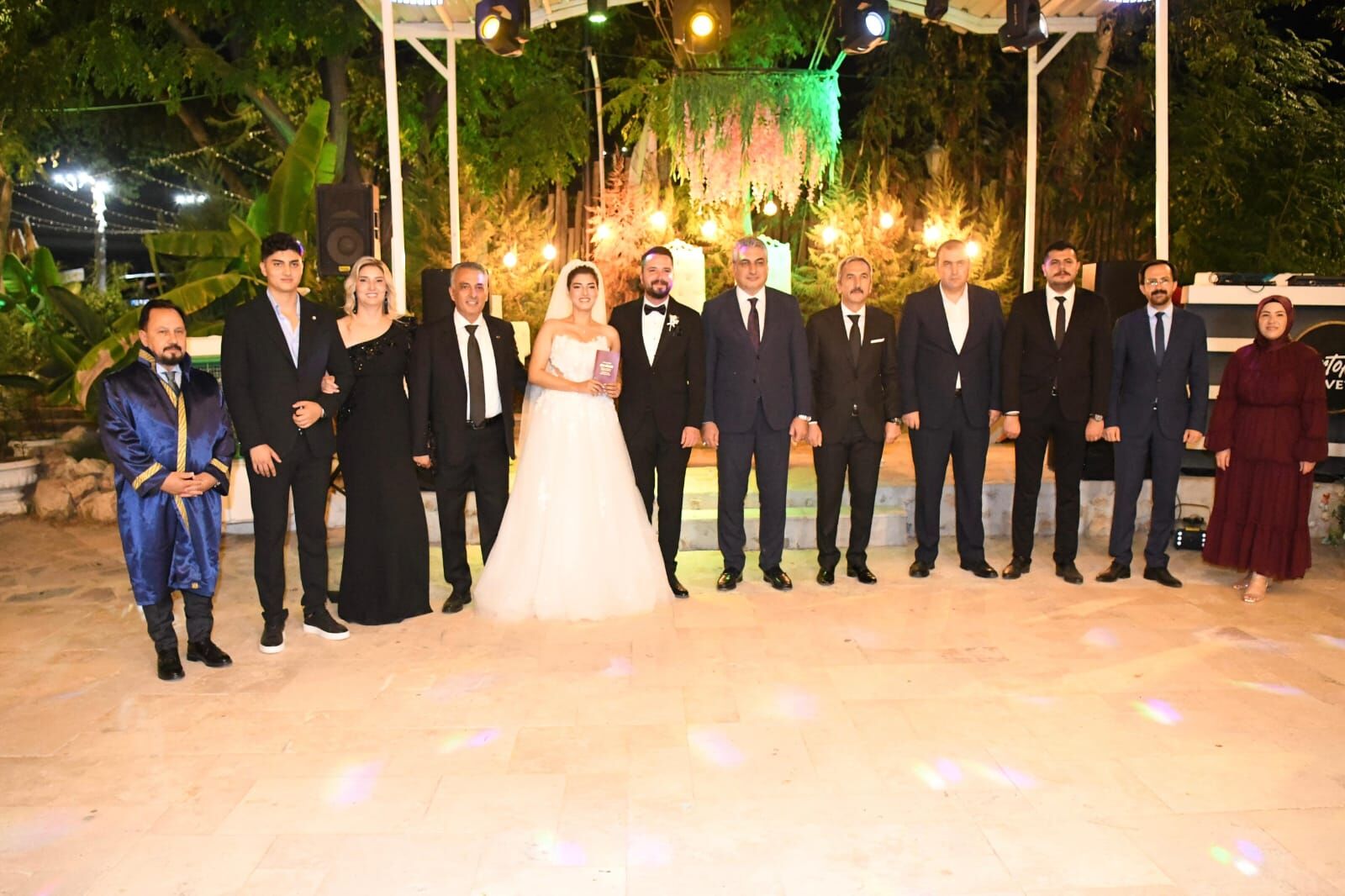 Cüneyt Dönmez’in En Mutlu Günü Kızı Belemir Sultan Dünyaevine Girdi (2)