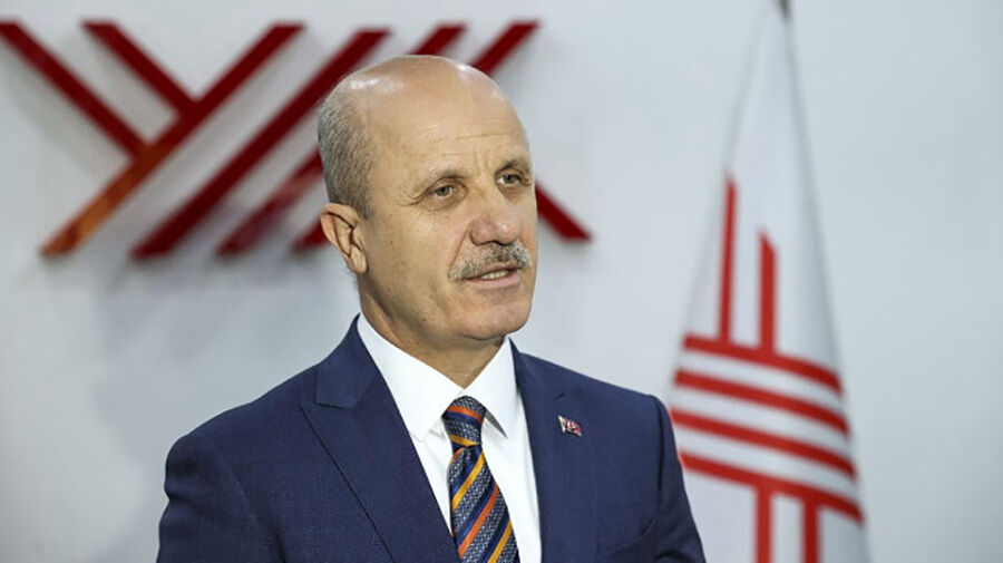Erol Özvar-1
