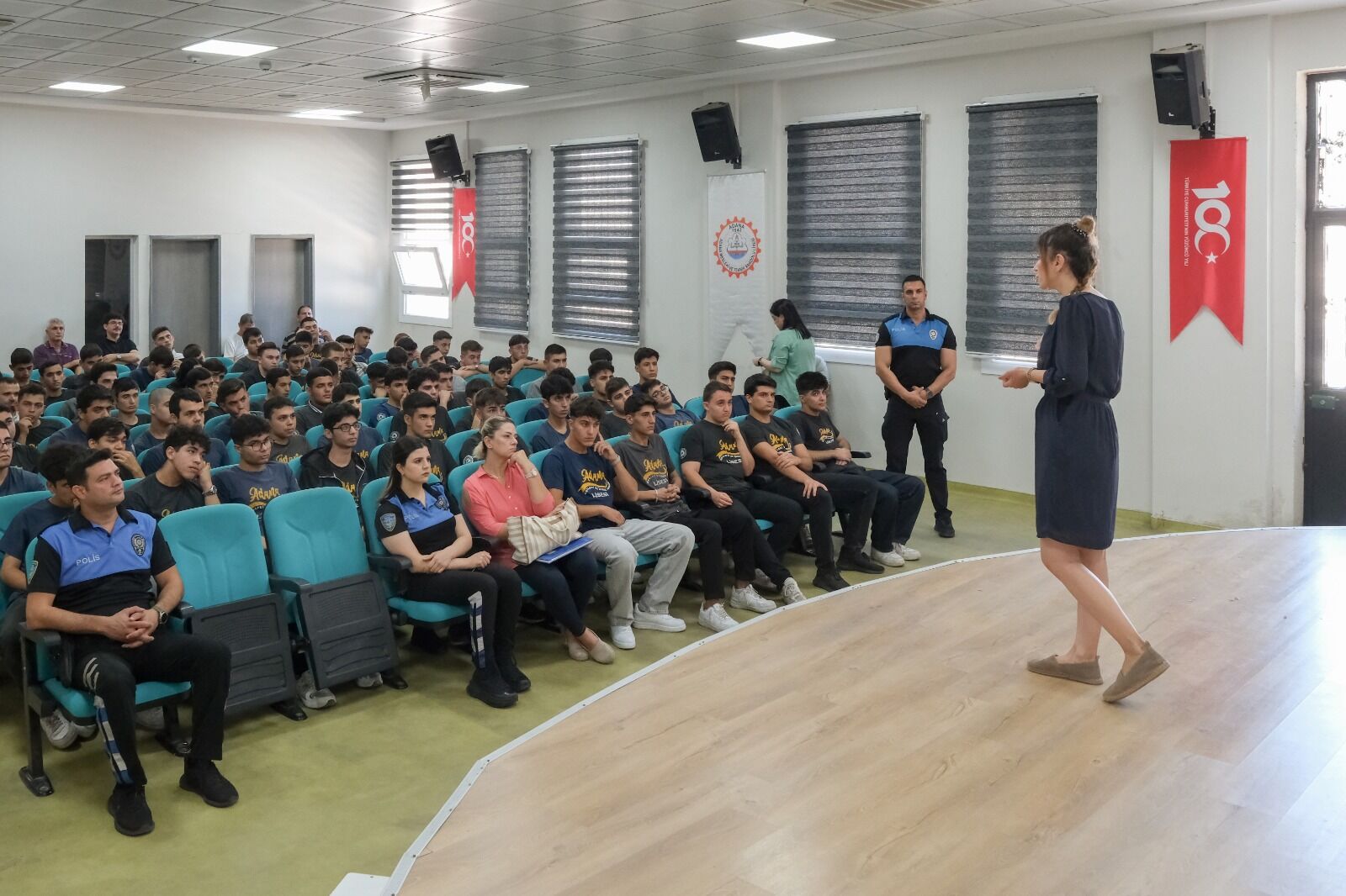 Güvenli Yarınlar İçin El Ele “Polisim Yanımda” Projesiyle 1000 Öğrenciye Eğitim