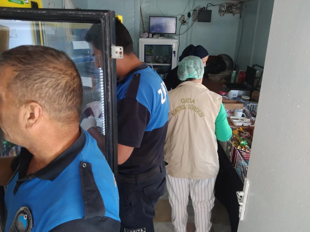 Kantinlerde Sağlık Alarmı Denetimler Sıkılaştırıldı! (2)