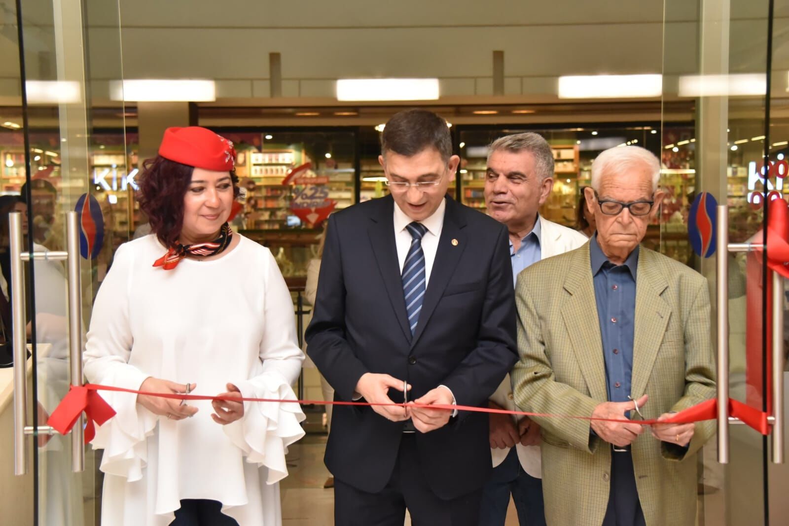 Sanko Sanat Galerisi’nde Anlamlı Sergi (2)