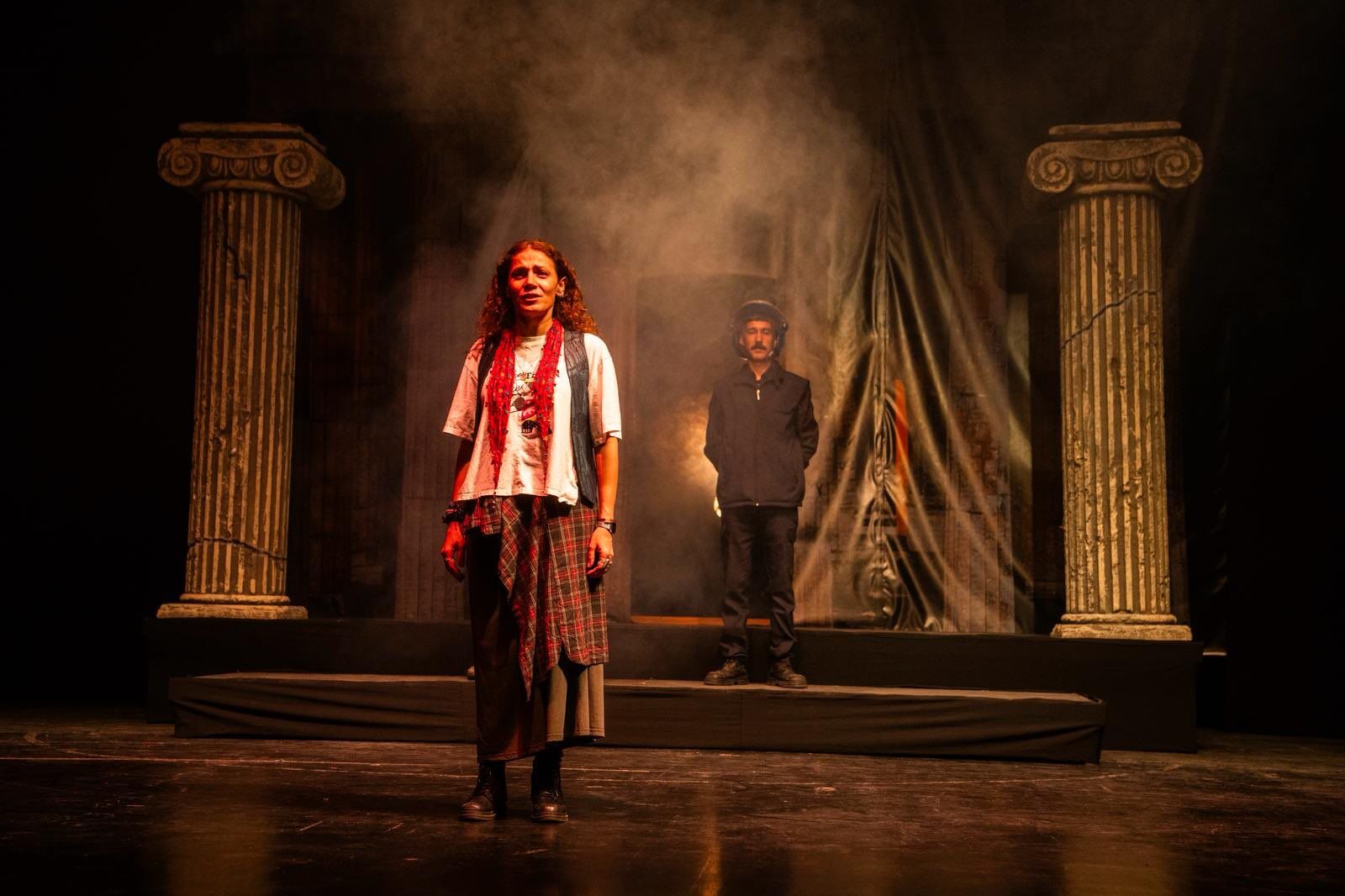 Seyhan Belediyesi Şehir Tiyatrosu’ndan “Antigone” Sahneye Çıkıyor-1