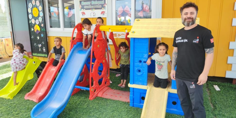 Tarım Işçilerinin Çocukları Konteyner Sınıfta Geleceğe Hazırlanıyor (1)