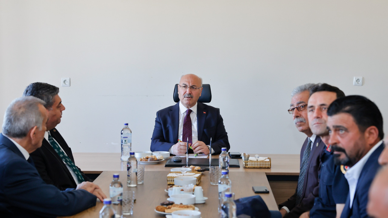 Vali Yavuz Selim Köşger, Karataş Sera Otb Çalışmalarını İnceledi