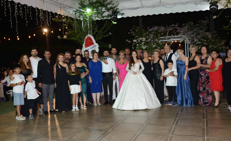Yılların Arkadaşlığı Mutlulukla Taçlandı Yavuzhan Ve Elif Dünyaevine Girdi (2)