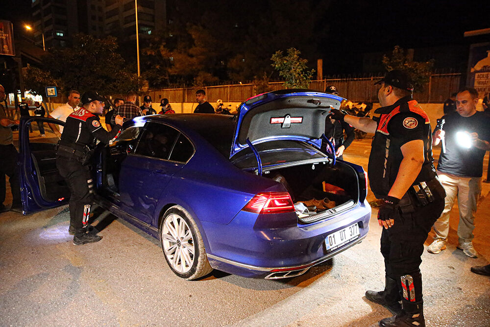 Adana’da 884 Polisle Dev Operasyon 72 Gözaltı (2)