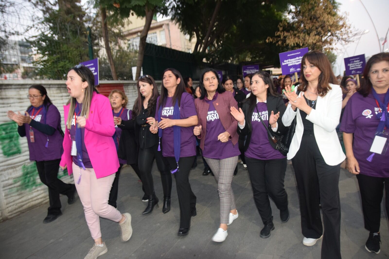 Kadın Cinayetlerine Karşı Adana’da Ses Yükseldi (2)