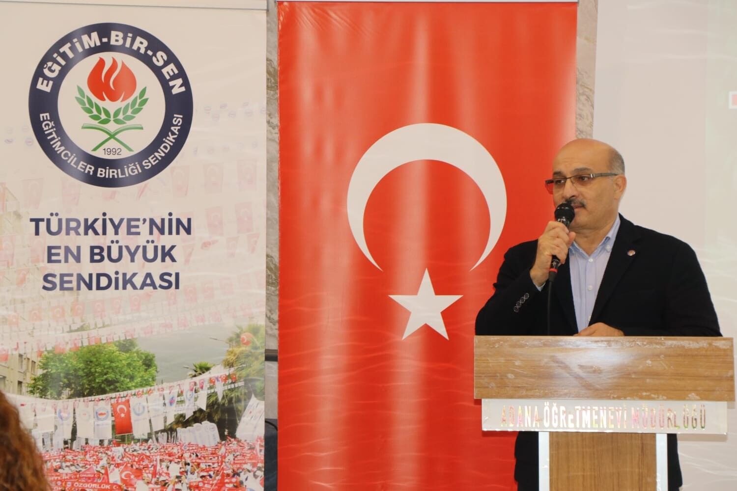 M U S T A F A S A R I G E C İ L İ